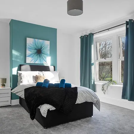 Harrington Haven 4 Bed Contractor Friendly House With Parking Сasa de vacaciones Workington